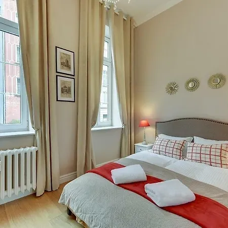Be In - In The Heart Of The Old Town - Ogarna 10 *