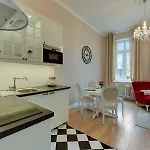 Be In - In The Heart Of The Old Town - Ogarna 10