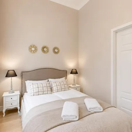 Be In - In The Heart Of The Old Town - Ogarna 10 Appartement *